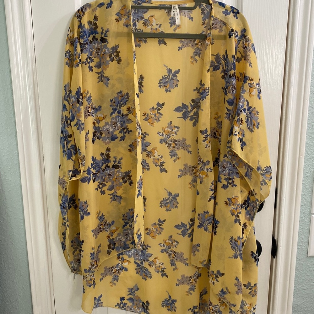 Small blue and yellow floral wrap
